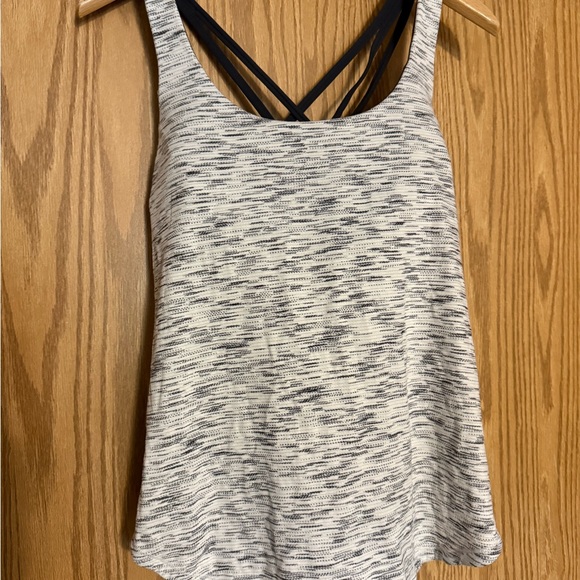 Lululemon Athletica Black and Gray Free to Be Serene 2 in 1 tank - Picture 4 of 4